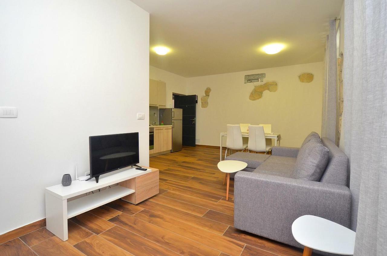 Stella Apartments Novigrad Istria Exteriör bild