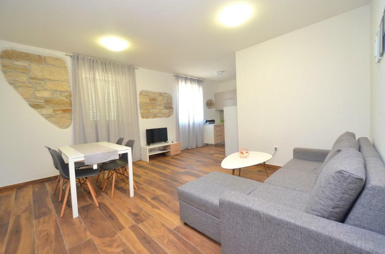 Stella Apartments Novigrad Istria Exteriör bild