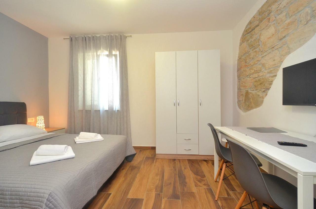 Stella Apartments Novigrad Istria Exteriör bild