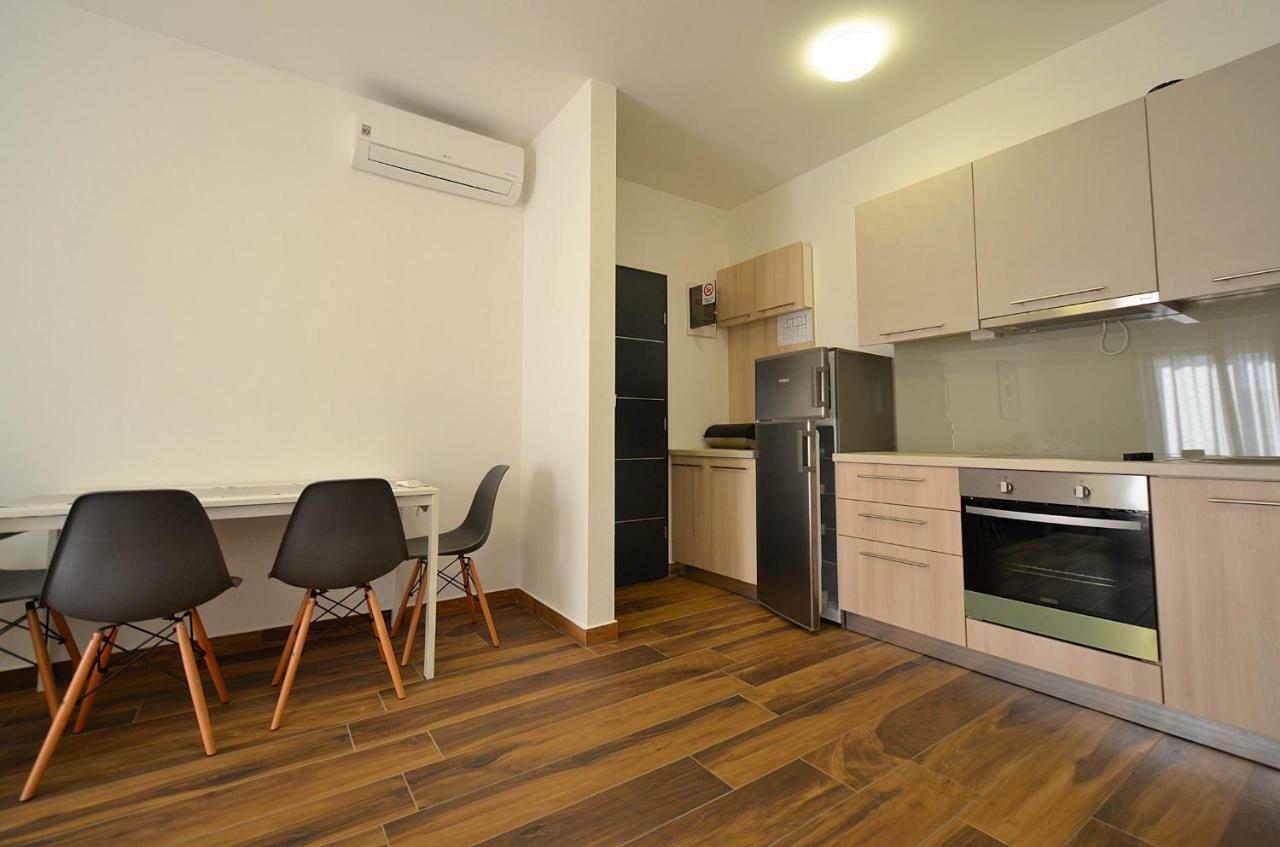 Stella Apartments Novigrad Istria Exteriör bild
